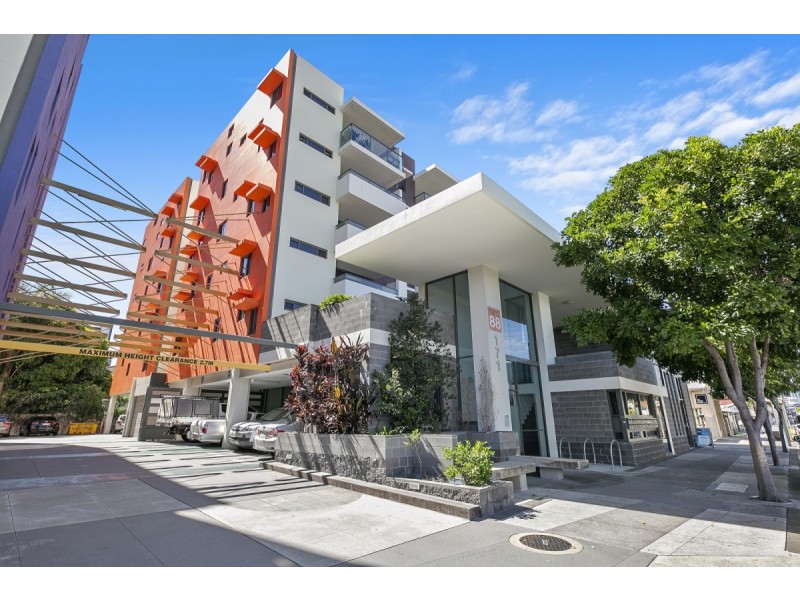 12/171 Scarborough Street, Southport QLD 4215