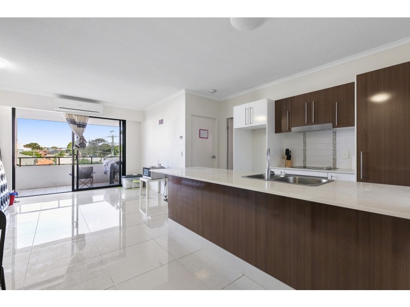 12/171 Scarborough Street, Southport QLD 4215