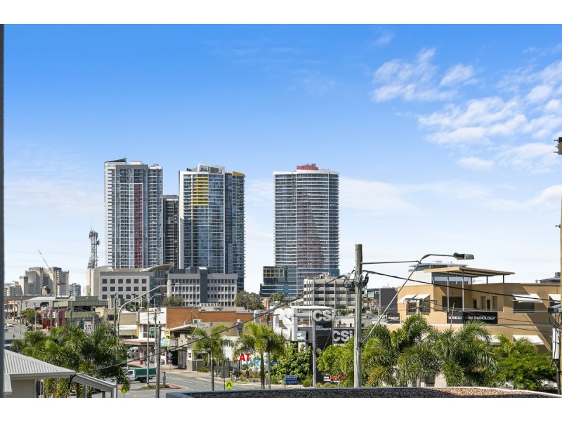 12/171 Scarborough Street, Southport QLD 4215