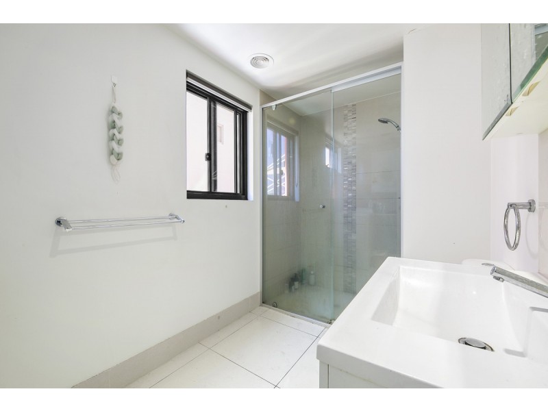 12/171 Scarborough Street, Southport QLD 4215