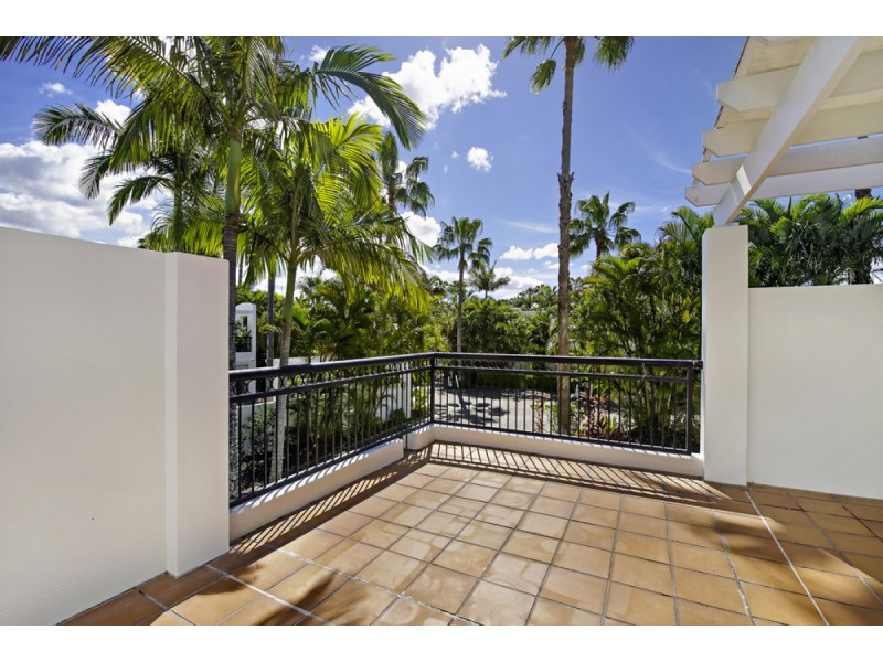 11 Parkview/100 Cotlew Street East, Southport QLD 4215