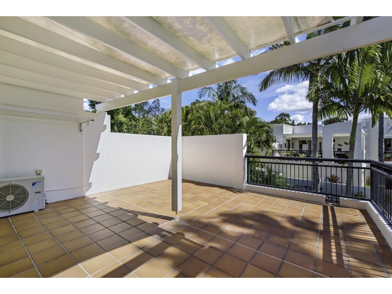 11 Parkview/100 Cotlew Street East, Southport QLD 4215