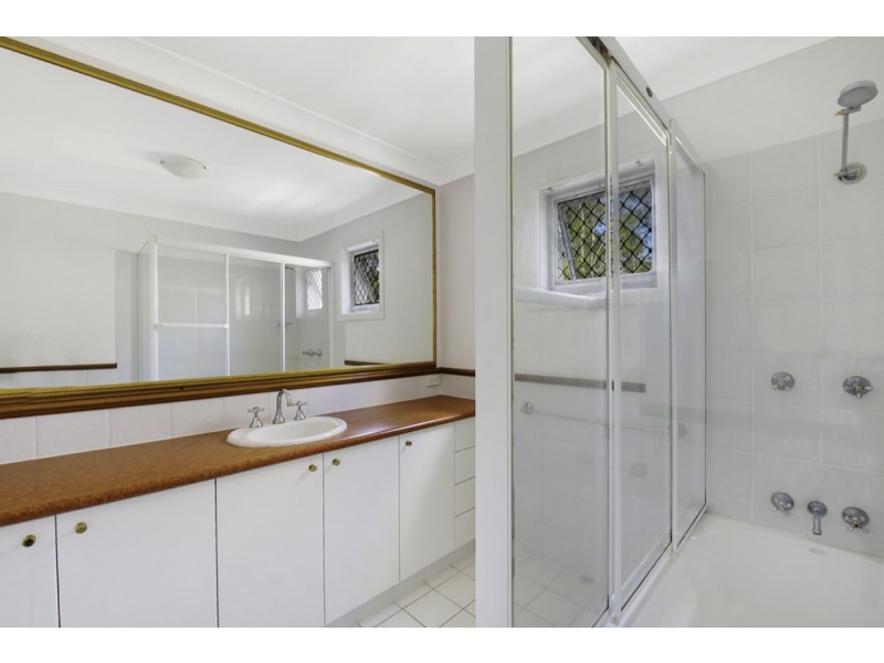 11 Parkview/100 Cotlew Street East, Southport QLD 4215