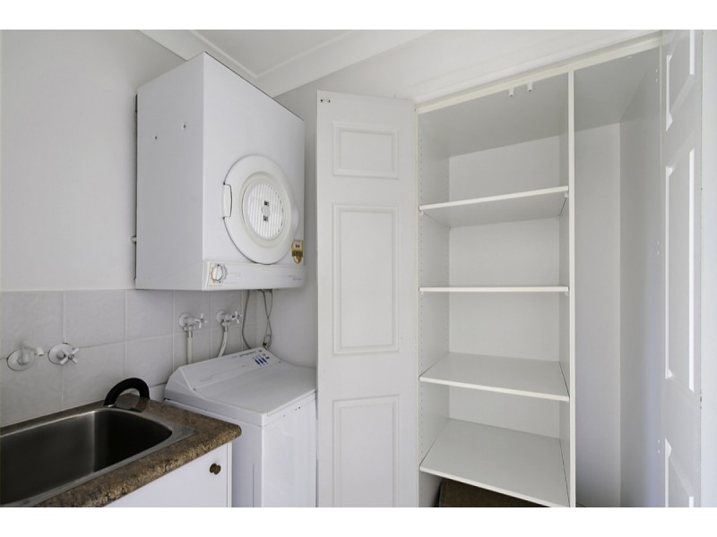 11 Parkview/100 Cotlew Street East, Southport QLD 4215