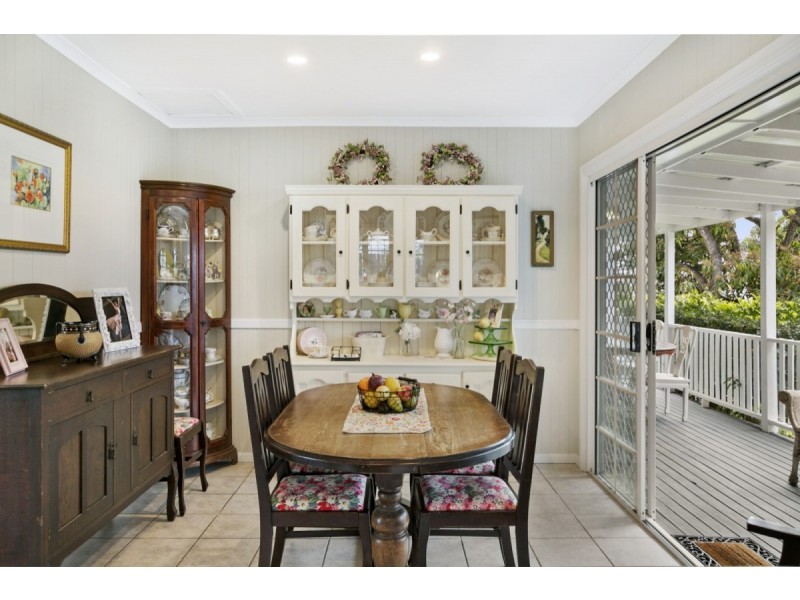 26 Mole Avenue, Southport QLD 4215