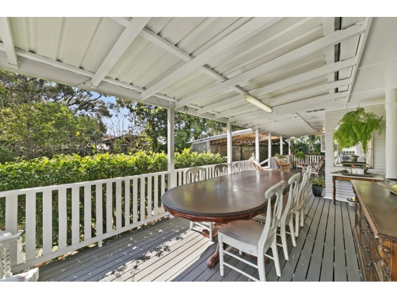 26 Mole Avenue, Southport QLD 4215