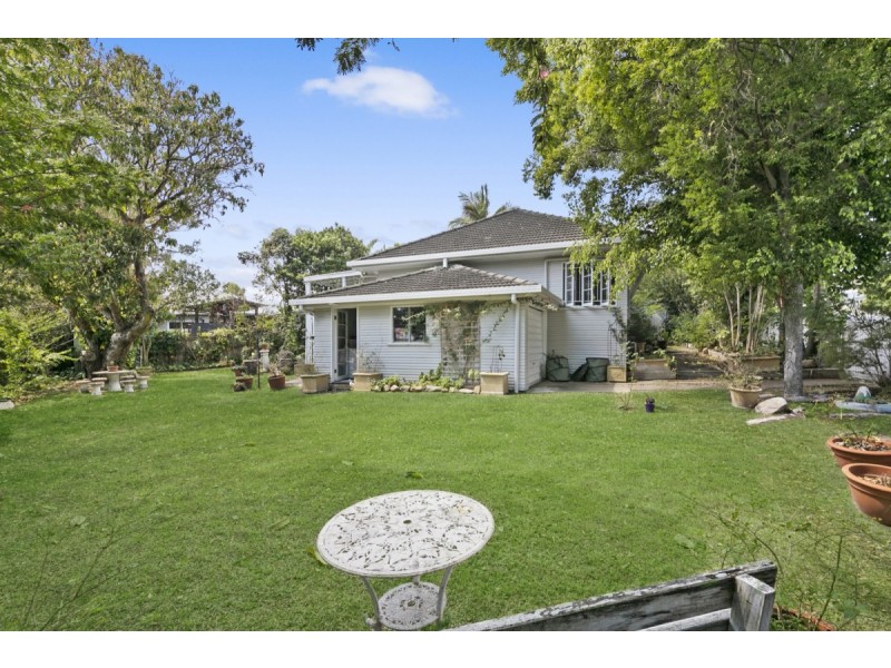 26 Mole Avenue, Southport QLD 4215