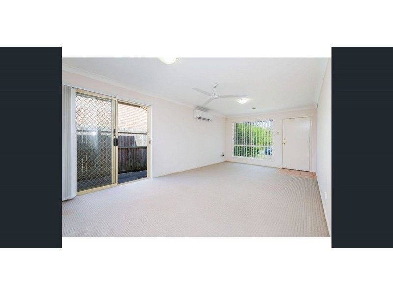 2/25 Crystal Reef Drive, Coombabah QLD 4216