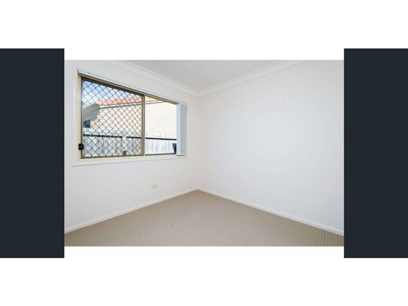 2/25 Crystal Reef Drive, Coombabah QLD 4216