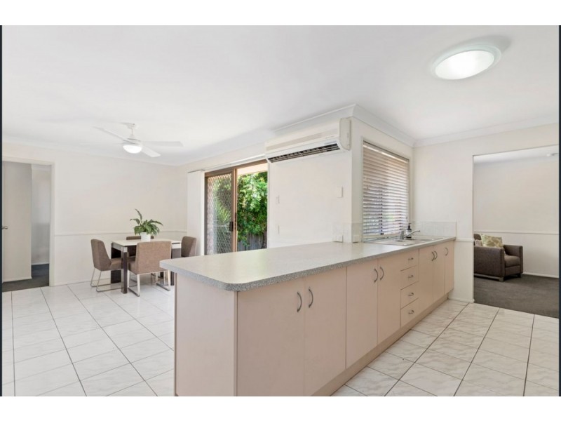 7 Cook Close, Southport QLD 4215