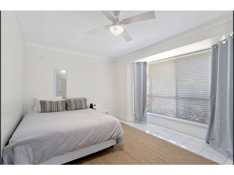 7 Cook Close, Southport QLD 4215