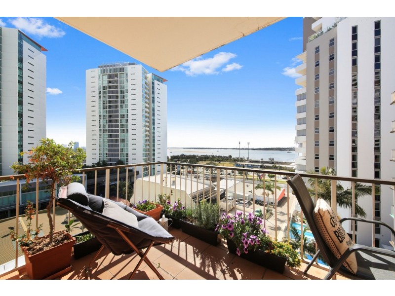 24/72 Marine Parade, Southport QLD 4215