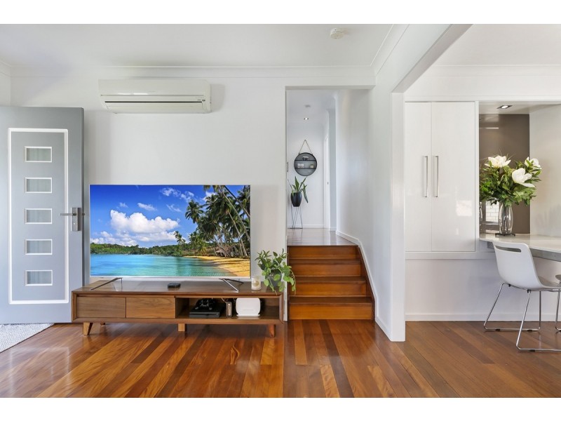 7 Ikana Court, Southport QLD 4215
