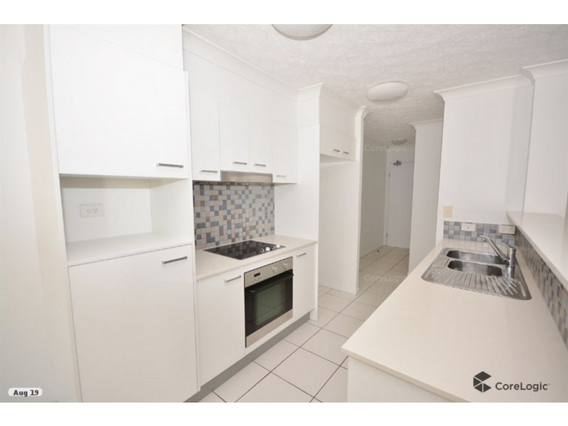 27/15 Lloyd Street, Southport QLD 4215