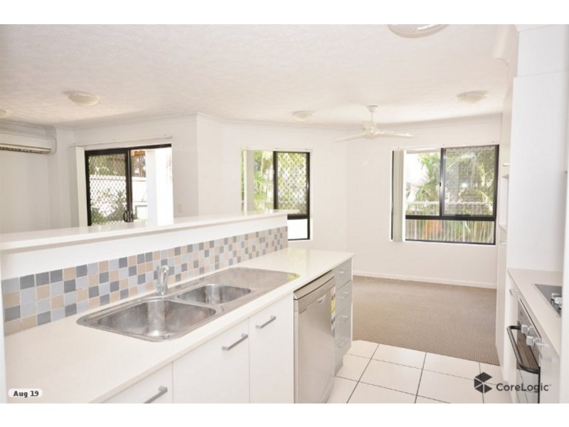 27/15 Lloyd Street, Southport QLD 4215