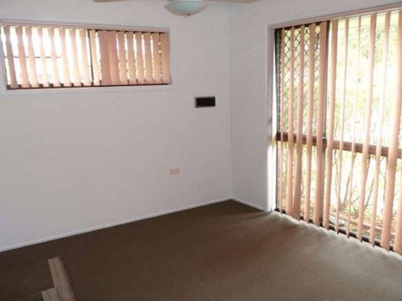 8 Petra Street, Southport QLD 4215