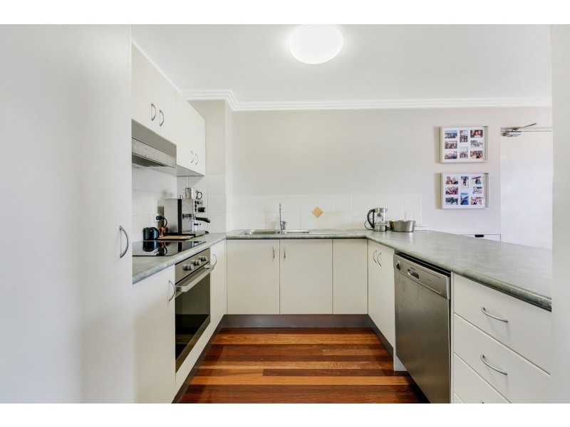 13/31 Chester Terrace, Southport QLD 4215