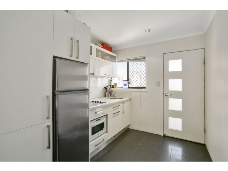 6/39 Lenneberg Street, Southport QLD 4215