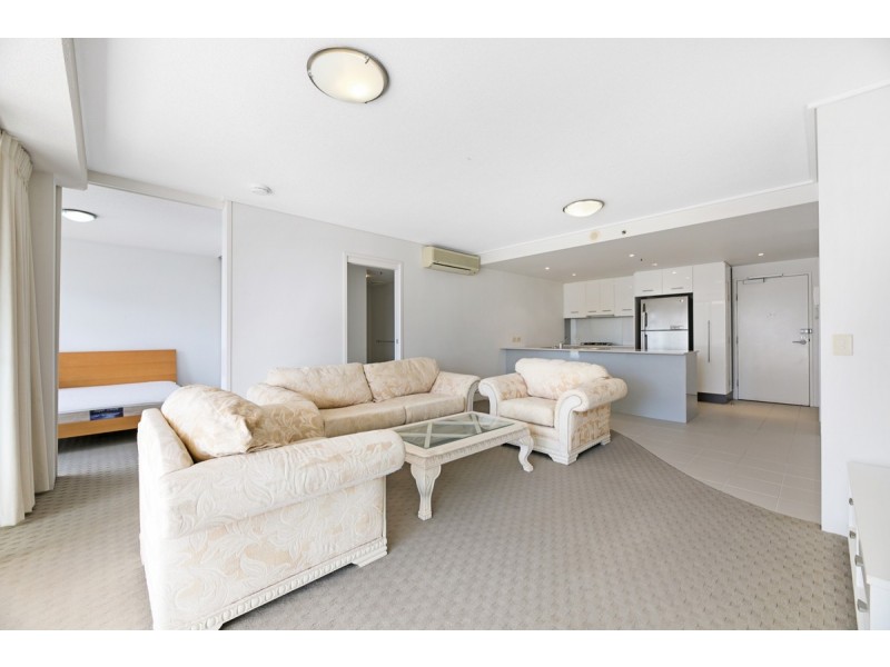 109/105 Scarborough Street, Southport QLD 4215