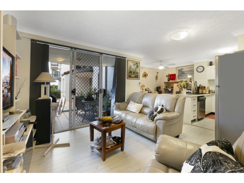 3/3-5 Norman Street, Southport QLD 4215