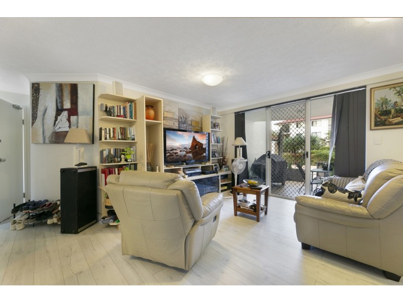 3/3-5 Norman Street, Southport QLD 4215