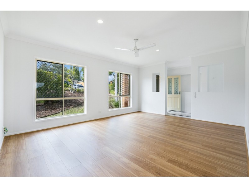 14 Lillywood Circuit, Molendinar QLD 4214