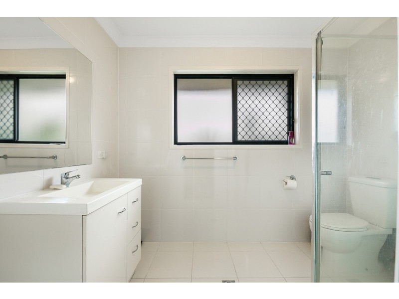 28 Rise Circuit, Pacific Pines QLD 4211