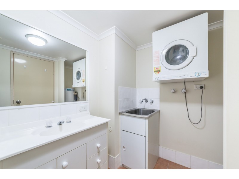 7/45 Pohlman Street, Southport QLD 4215