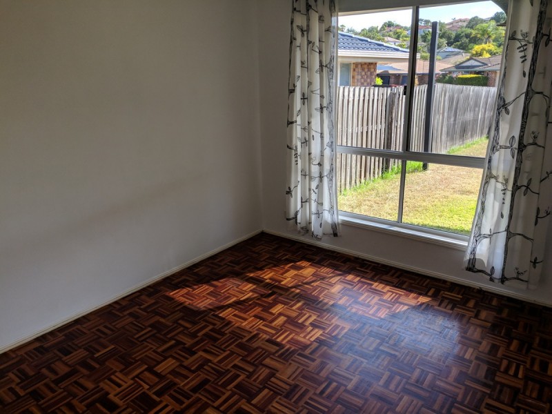 9 County Close, Parkwood QLD 4214