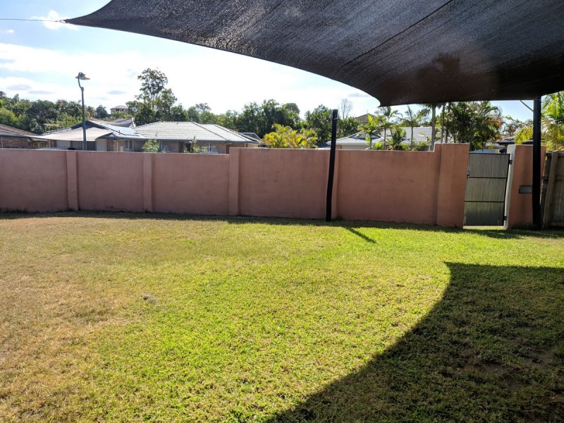 9 County Close, Parkwood QLD 4214