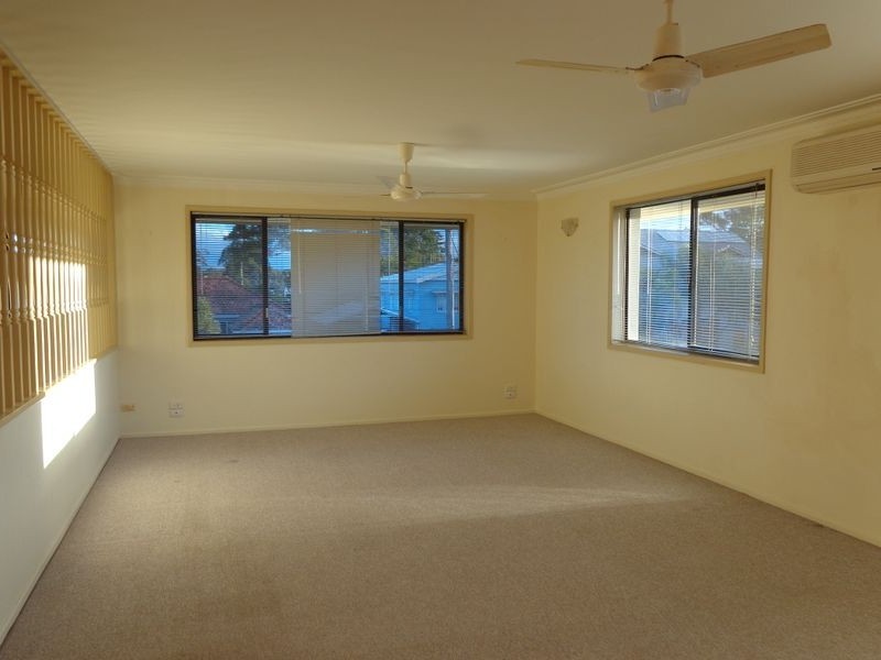 1/71 Falconer Street, Southport QLD 4215