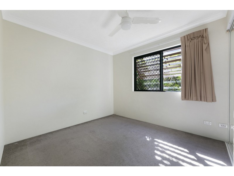 1/32 Bath Street, Labrador QLD 4215