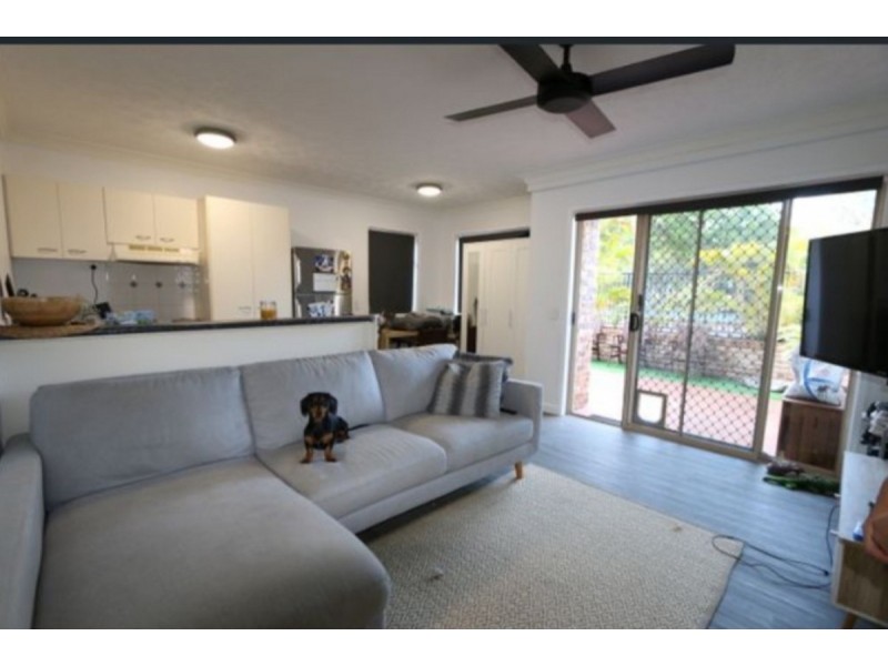 10/14-16 Spendelove Avenue, Southport QLD 4215