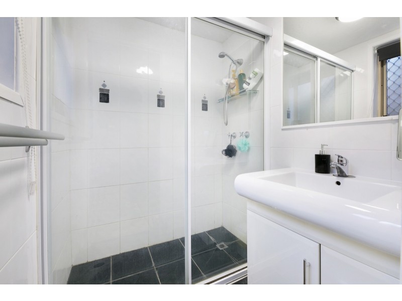 10/14-16 Spendelove Avenue, Southport QLD 4215