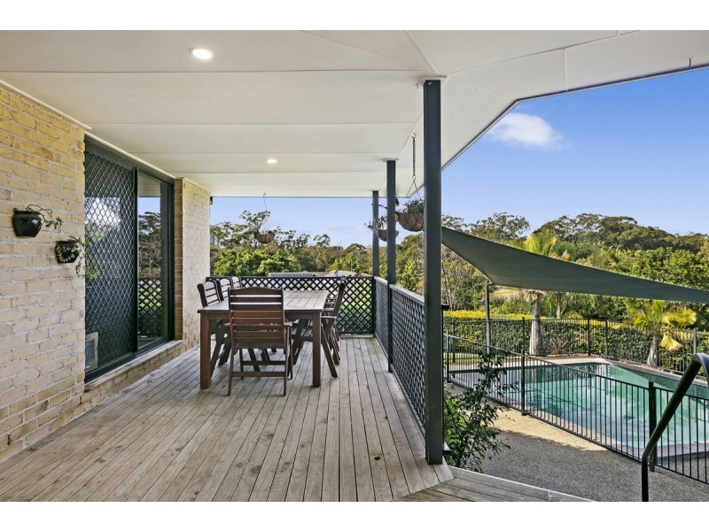 10 Oak Hill Crescent, Parkwood QLD 4214