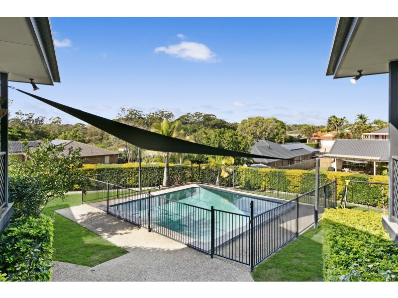 10 Oak Hill Crescent, Parkwood QLD 4214