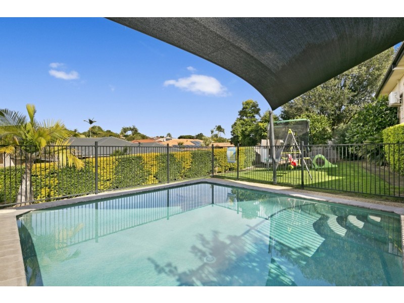 10 Oak Hill Crescent, Parkwood QLD 4214