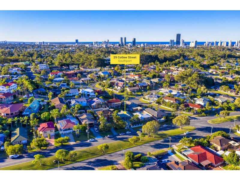 29 Cotlew Street, Southport QLD 4215