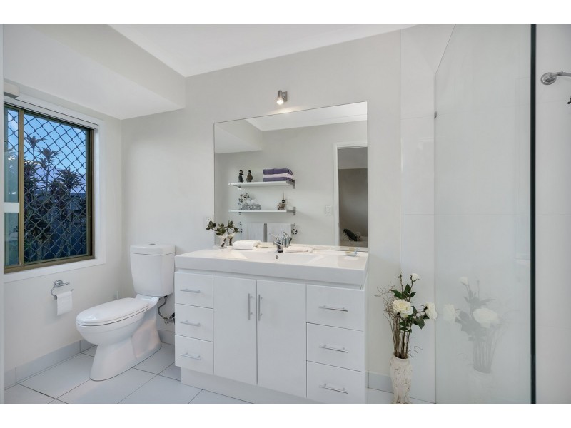 29 Cotlew Street, Southport QLD 4215