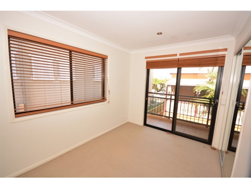 123 High Street, Southport QLD 4215