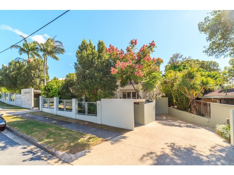 8/27 Gordon Street, Labrador QLD 4215