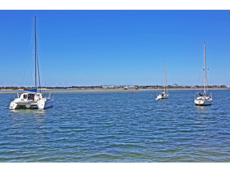 6/278 Marine Parade, Labrador QLD 4215