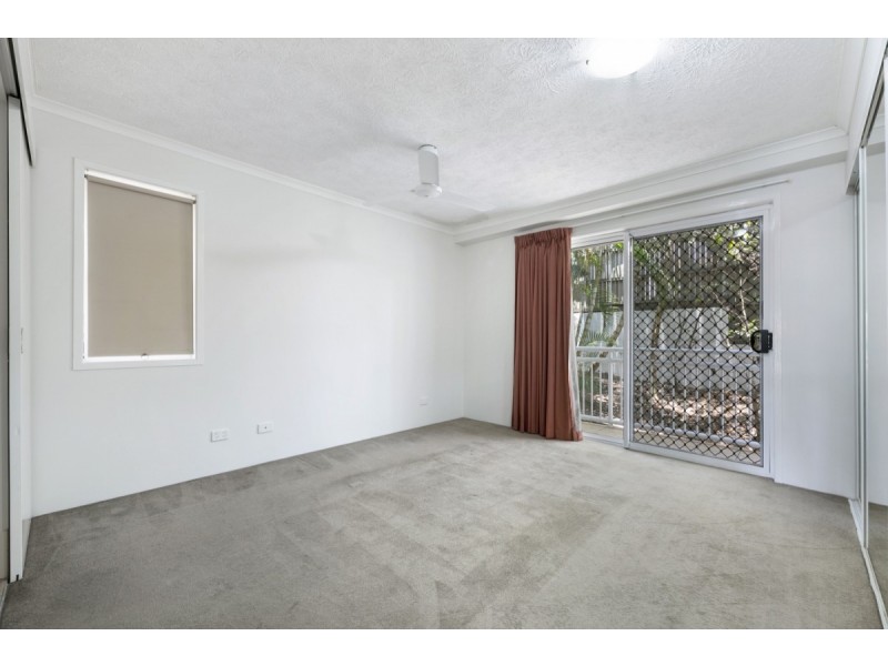 12/20 Sykes Court, Southport QLD 4215