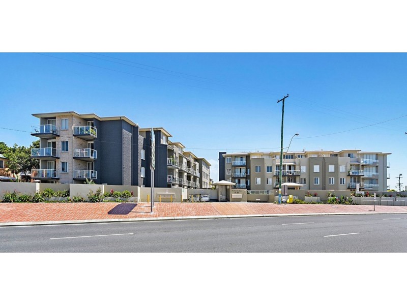 102a/96 High Street, Southport QLD 4215