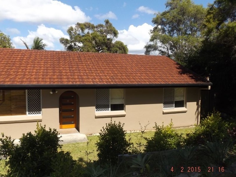 16 Kittani Crescent, Ashmore QLD 4214