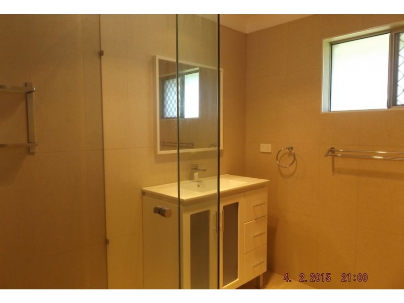 16 Kittani Crescent, Ashmore QLD 4214