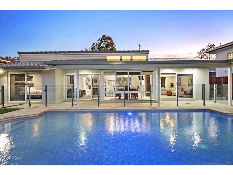 6 The Promontory, Helensvale QLD 4212