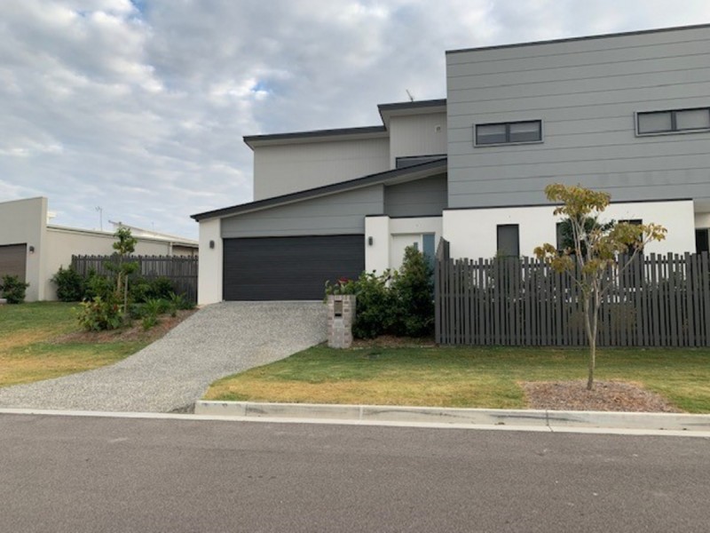 1/69 Bloom Avenue, Coomera QLD 4209