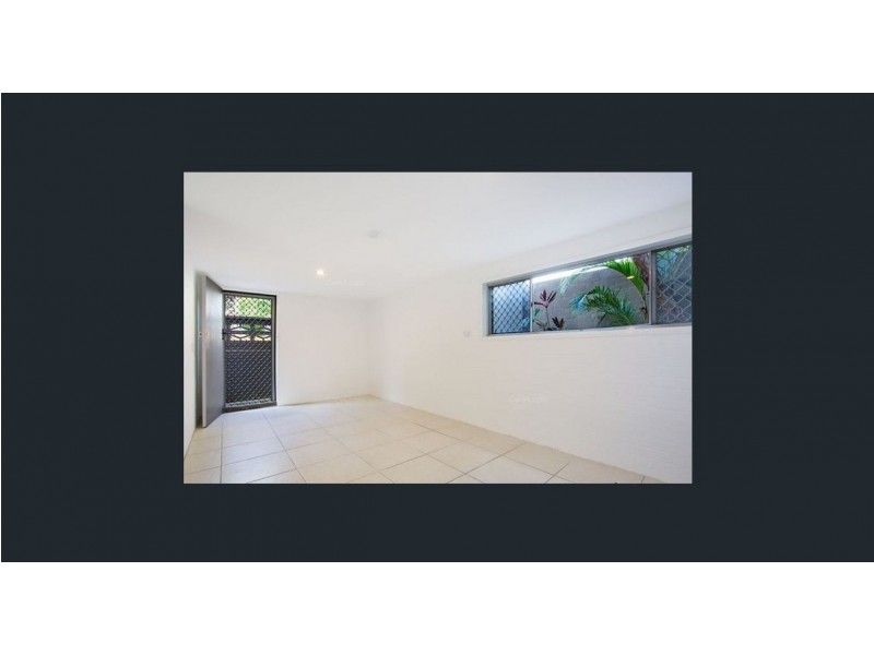 29 Sydney Street, Labrador QLD 4215