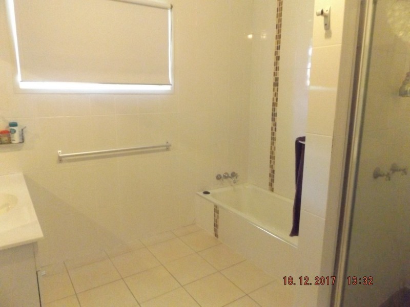 29 Sydney Street, Labrador QLD 4215